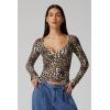 QINSEN Women’s Long Sleeve V Neck T Shirts Double Lined Crop Top Seamed Cup Going Out Tops(Leopard Print)